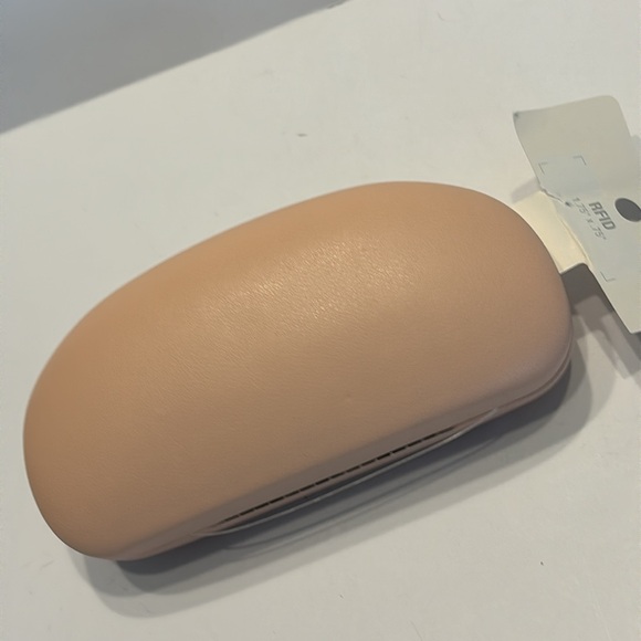 A New Day Clam Shell Eyewear Case Bundle of 2 - Picture 8 of 14